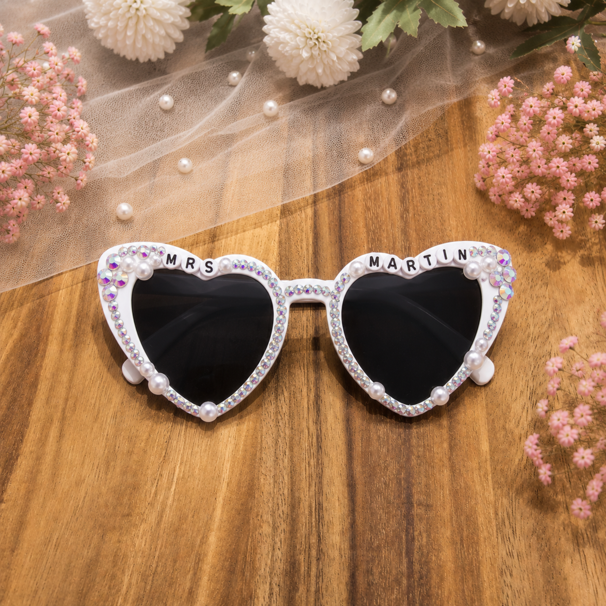 Custom Bride Sunglasses. Personalised Bride Sunglasses. Bride to be Sunglasses. Bride to be Sunglass Bridal Shower Sunglass
