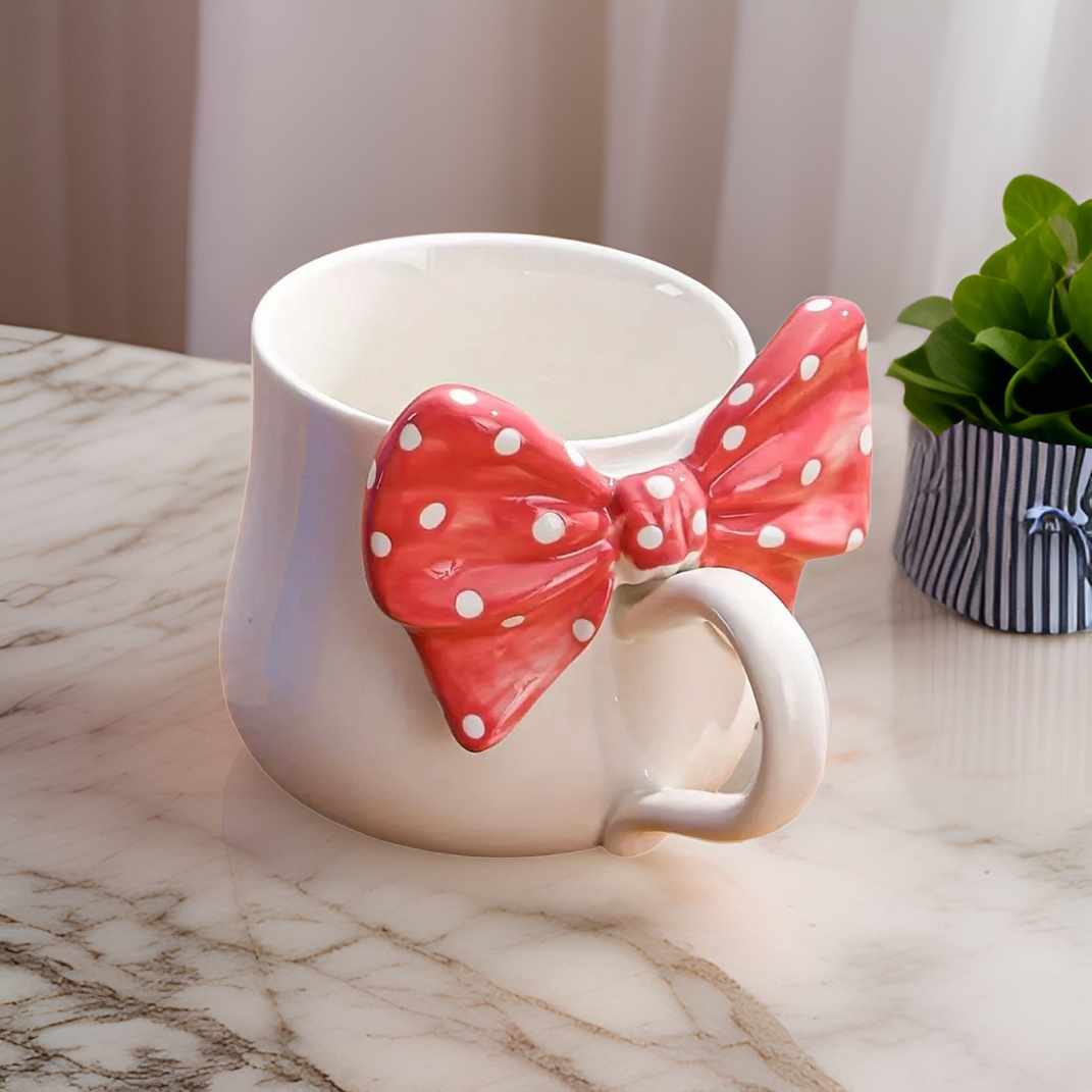 Mug with bow