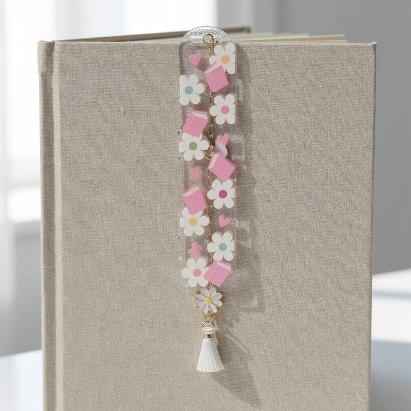 Pink Books Bookmark. Floral Book Lover Bookmark. Pink Daisy Bookmark