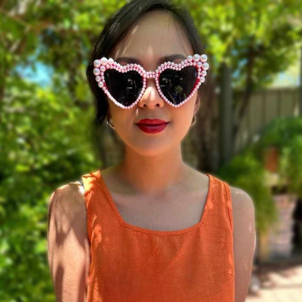 red pearl heart sunglasses