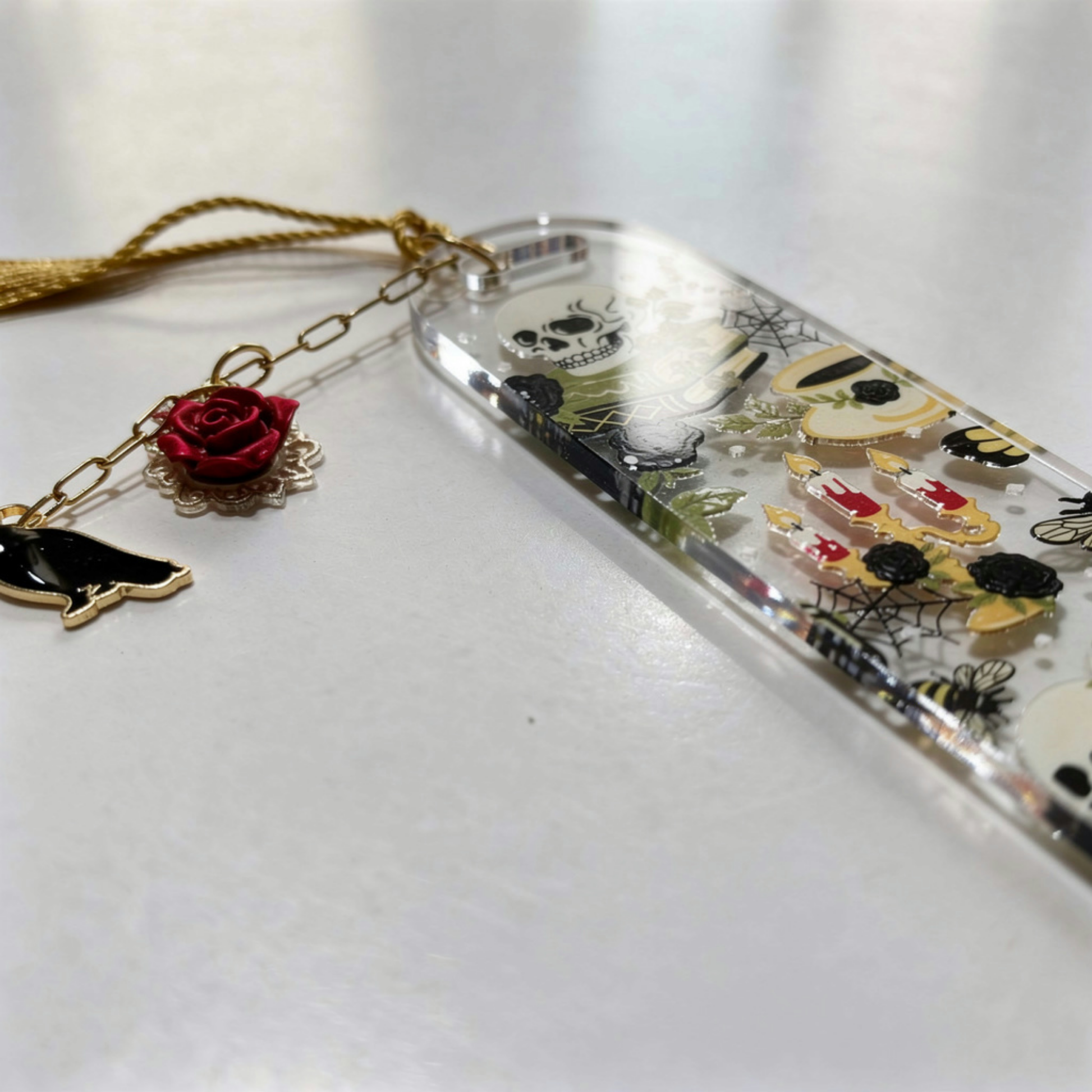 Gothic Bookmark. Dark Academia Bookmark. Skull Bookmark. Gothic Book Lover Bookmark Gift. Skull Bookmark for Readers. Dark Gothic Bookmark