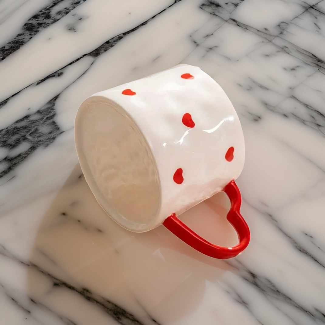 red heart mug