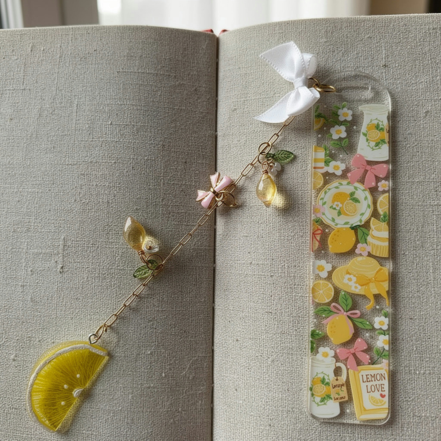 Lemon Bookmark with Charm. Lemon Lover Bookmark Gift. Lemon Tea Acrylic Bookmark with Charm. Lemon Acrylic Bookmark with Charms