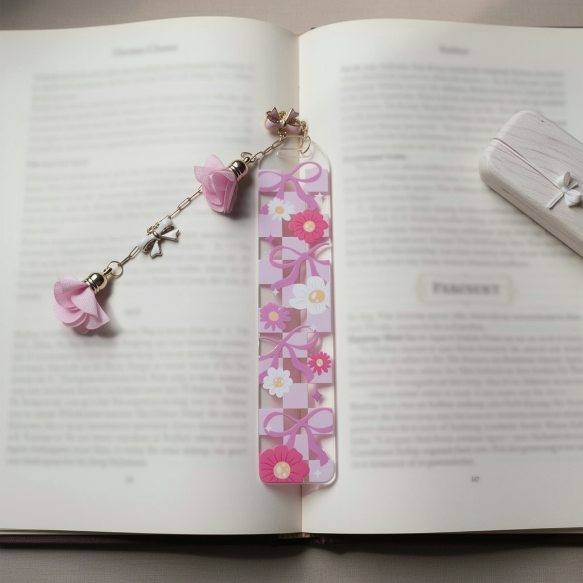 pink bows and flowers bookmark